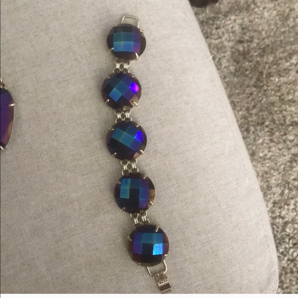 Kendra Scott bracelet